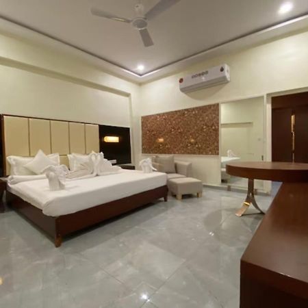 One Earth Santu Eco Resort Bhavnagar Buitenkant foto